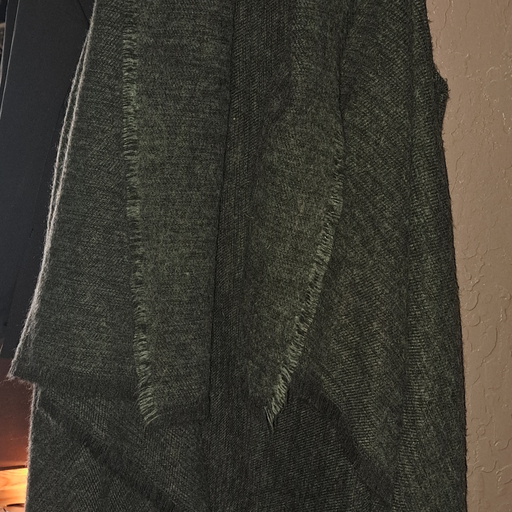 Mudd Charcoal Knit Accessory